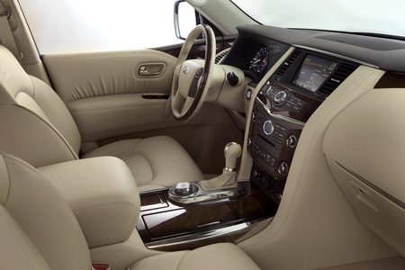 24-2011-QX56_調(diào)整大小.jpg 24-2011-QX56_調(diào)整大小.jpg